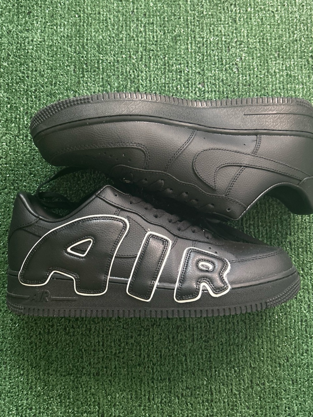Men's Black Low-Top Sport Sneakers with Bold 'AIR' Detail
